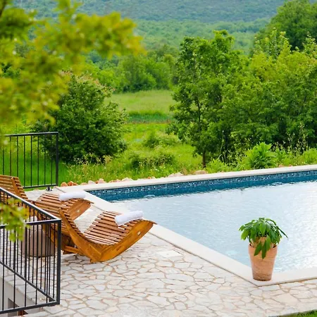 Villa Vita Villa *