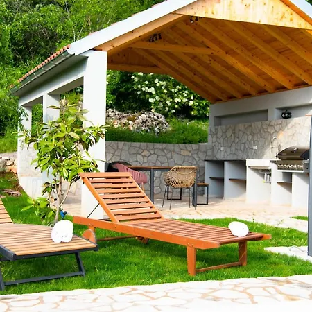 Villa Vita Villa *